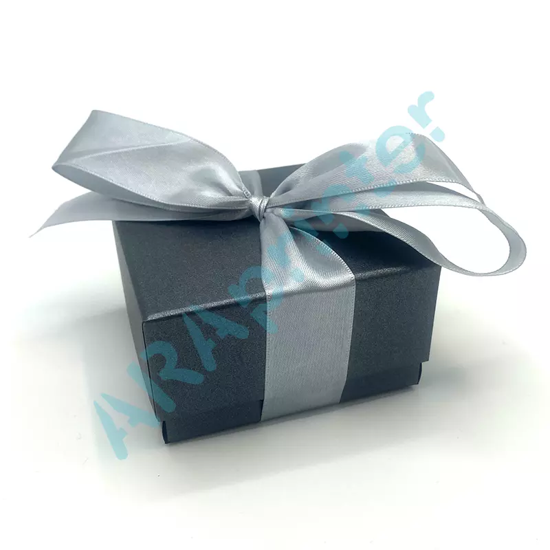 Caja de regalo con lazo